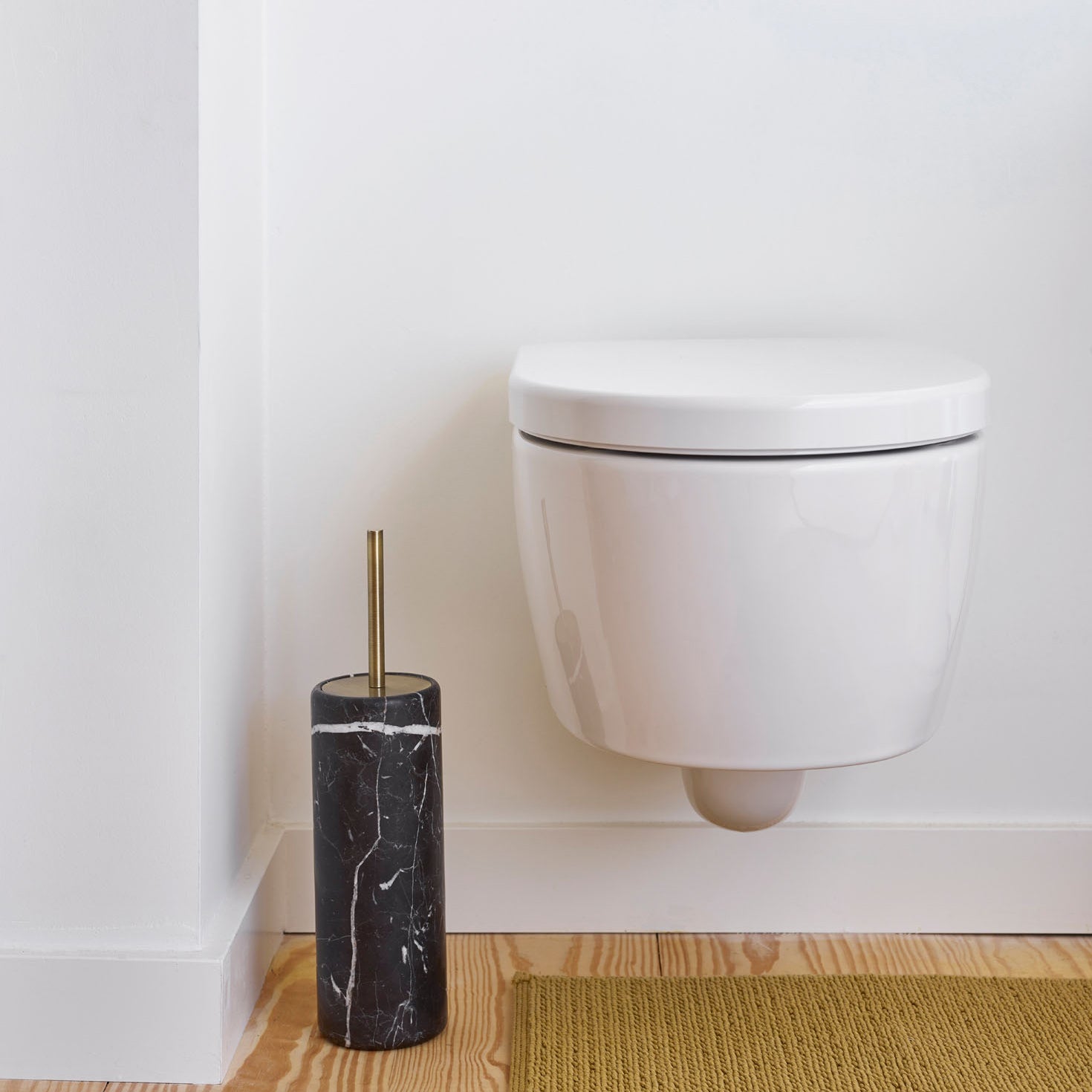 Aquanova Nero Toiletborstel met Houder