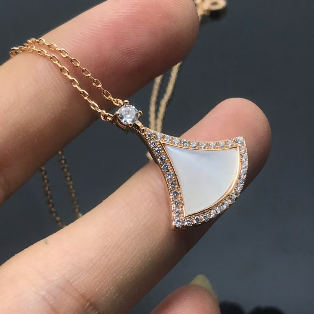 Bvlgari Divas' Dream Necklace - Original Replica Club