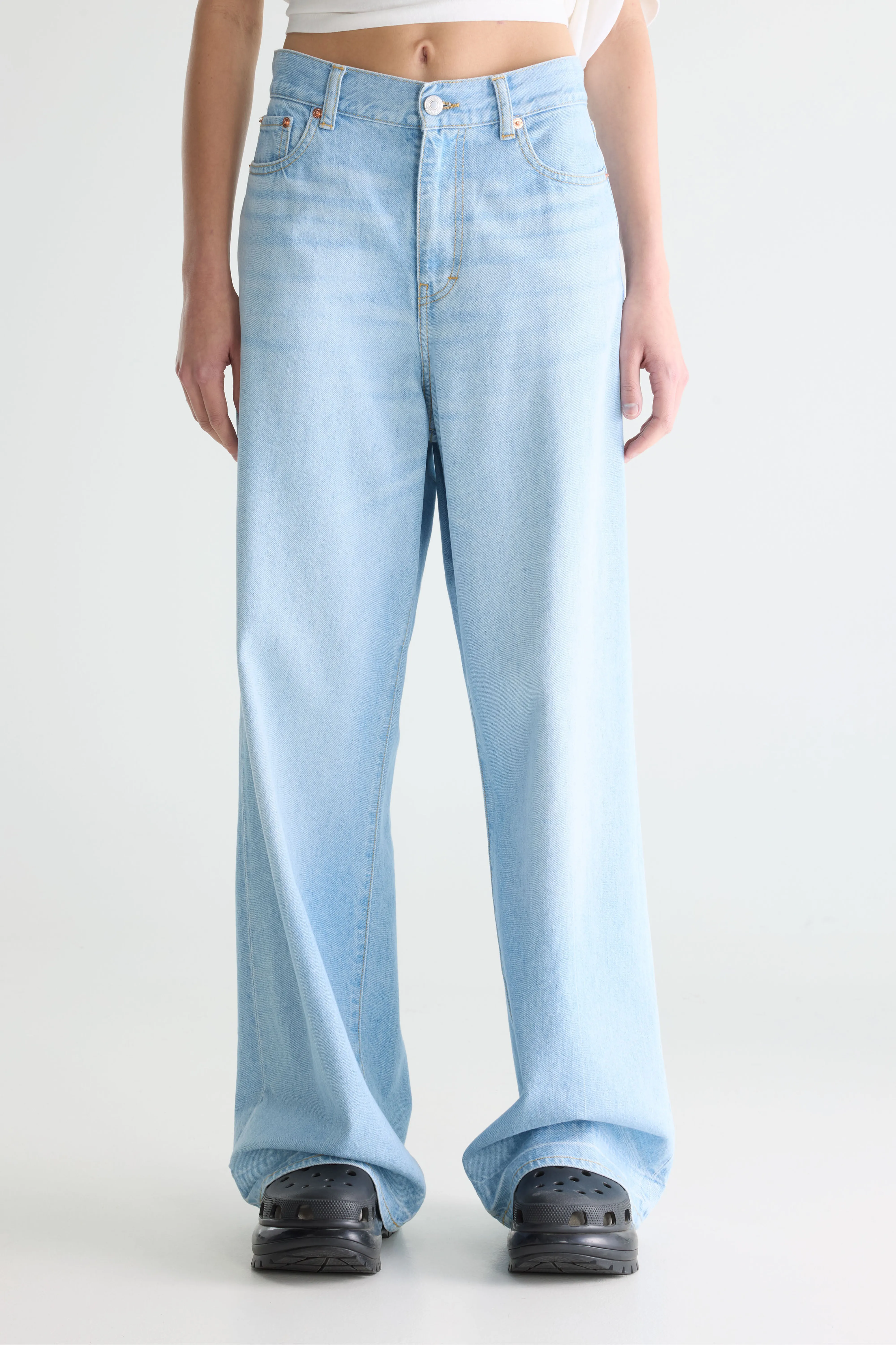 Bellerose Denim N. 64 - Wide light blue jeans (242 / W / VINTAGE LT BLUE)