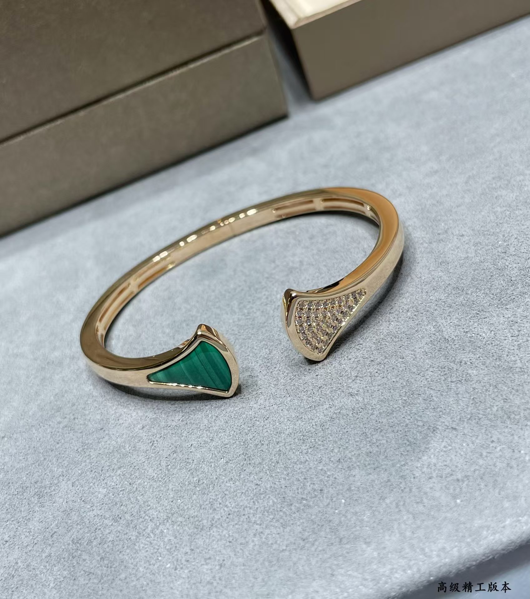 Bvlgari Divas' Dream Bracelet Bangle - Original Replica Club