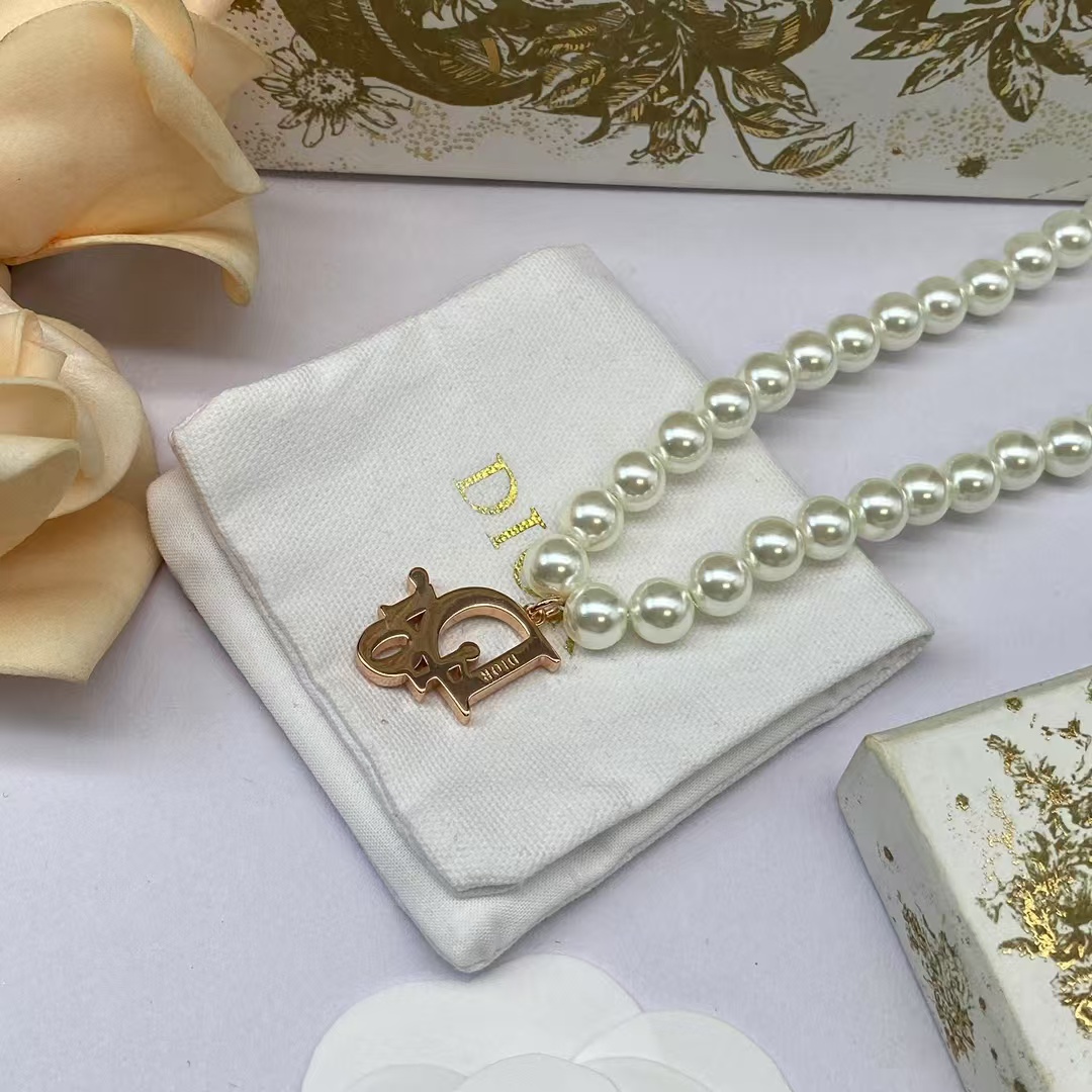 Dior Letters Pendant Pearl Necklace - Original Replica Club