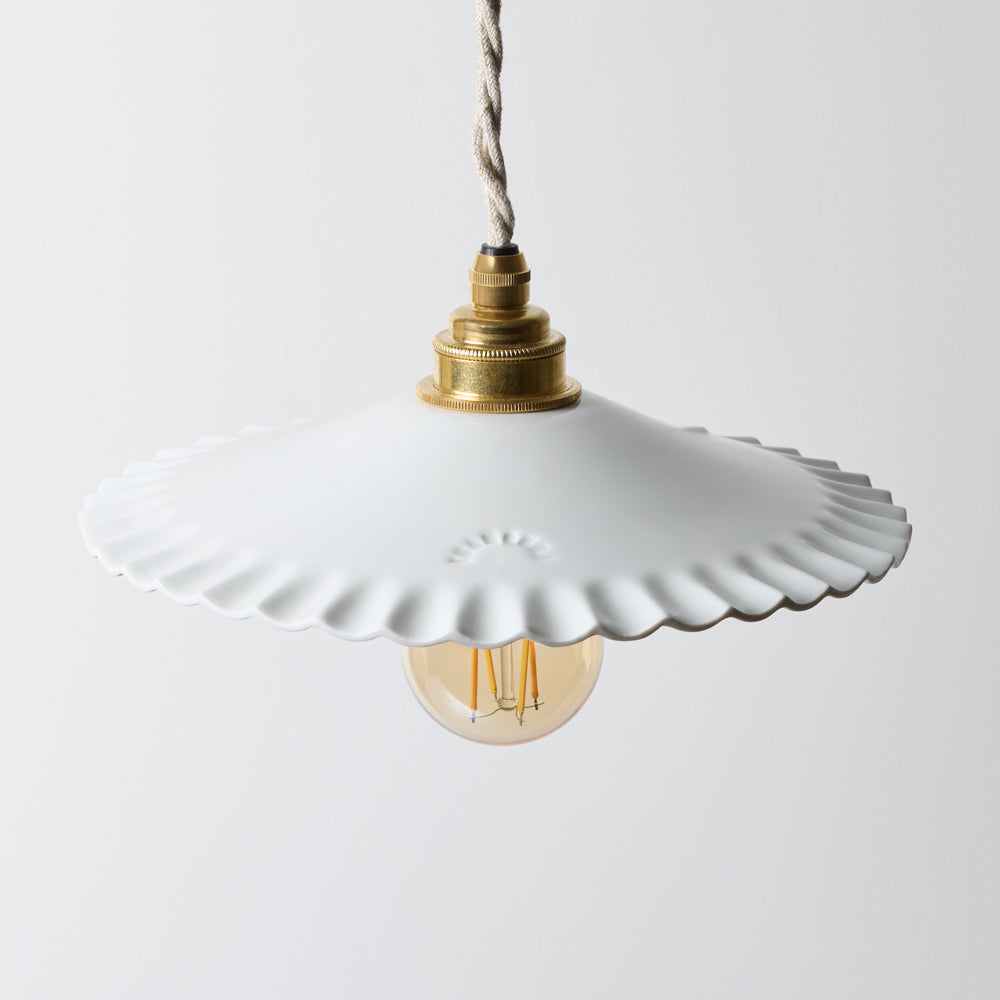 Suspension en dentelle - Yvonne