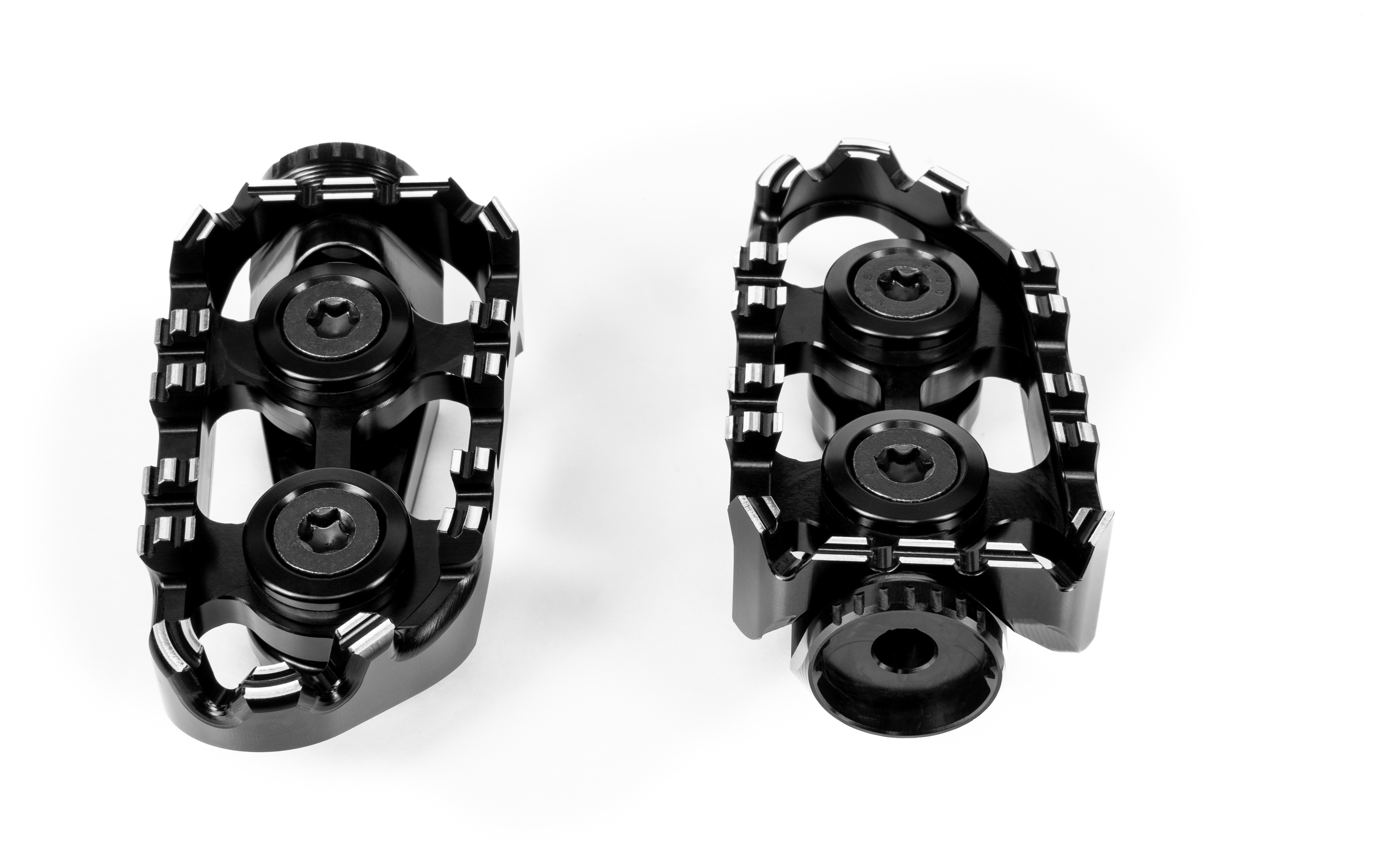SportsBikeShop Gilles Tooling Tech-X Enduro Footpegs Yamaha Tracer 900 / FZ-09 / MT-09 2014-2021