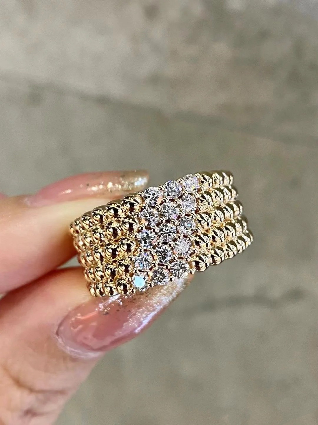 VCA Perlee Diamond Ring - Original Replica Club