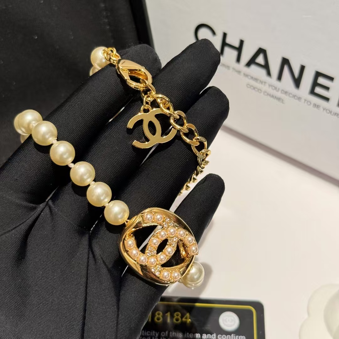 Chanel Round Double C Pendant Pearl Choker Necklace - Original Replica Club