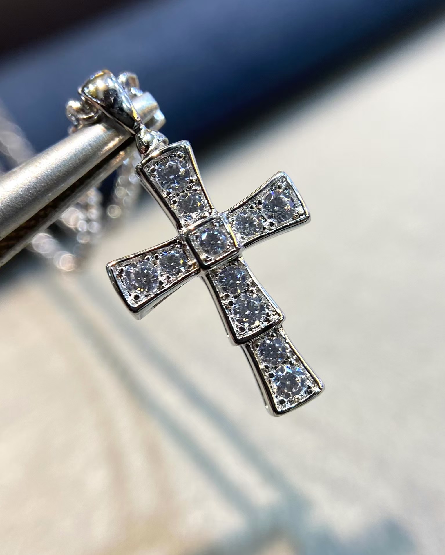 Bvlgari Cross Croce Pendant Necklace - Original Replica Club