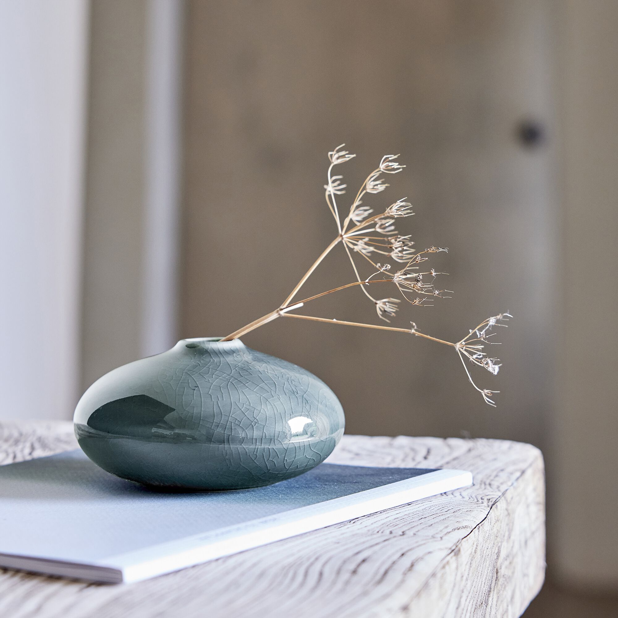 ROVIGO - Petit vase en grès H6,5cm - bleu