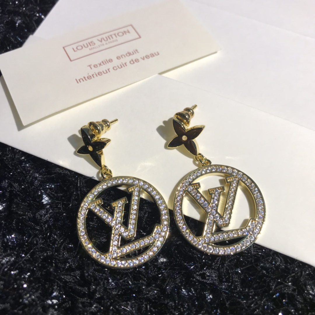 Louis Vuitton Letter Round Dangle Earrings - Original Replica Club