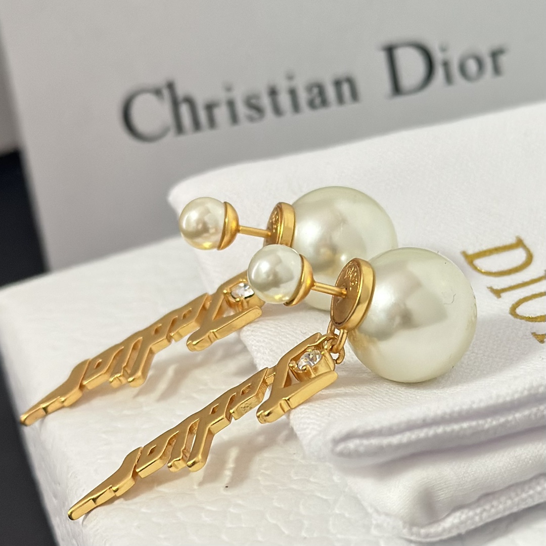 Dior Tassel JADIOR Pearl Earrings - Original Replica Club