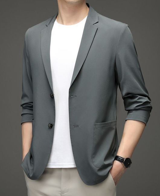 Daily Notch Lapel Buttons Utility Pockets Solid Blazer