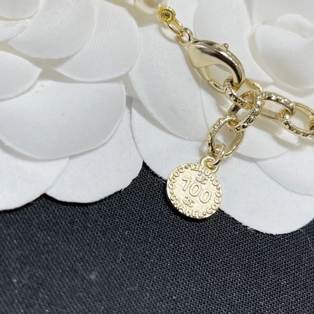 Chanel Vibe Gradient Pearl Necklace - Original Replica Club