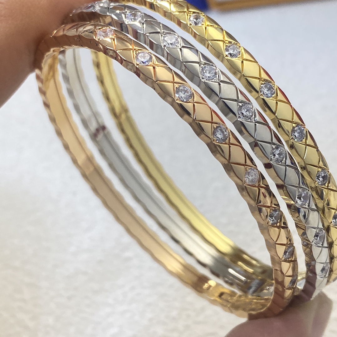 Chanel Diamond Coco Crush Mini Bracelet Bangle - Original Replica Club