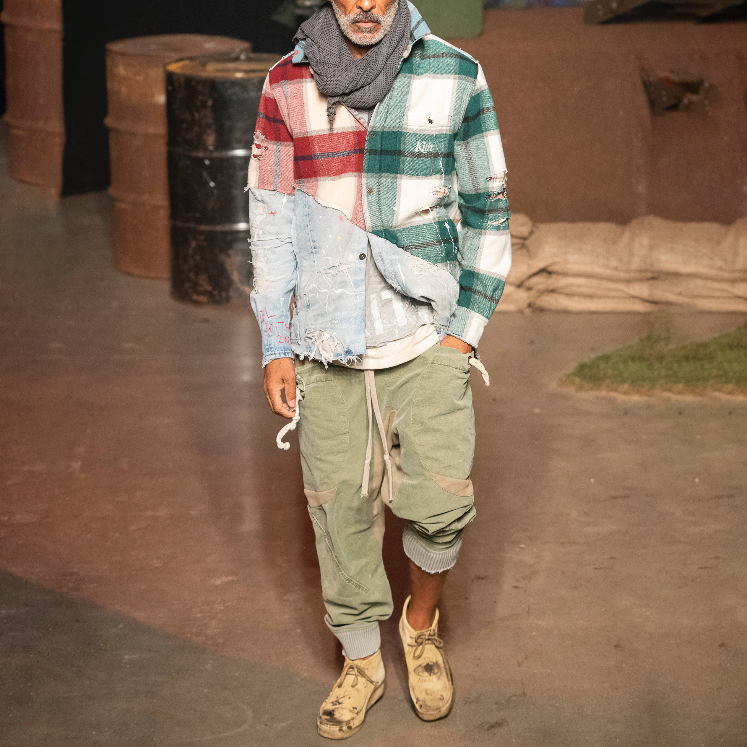 Mens Fashion Stitching Pull-out Casual Pants