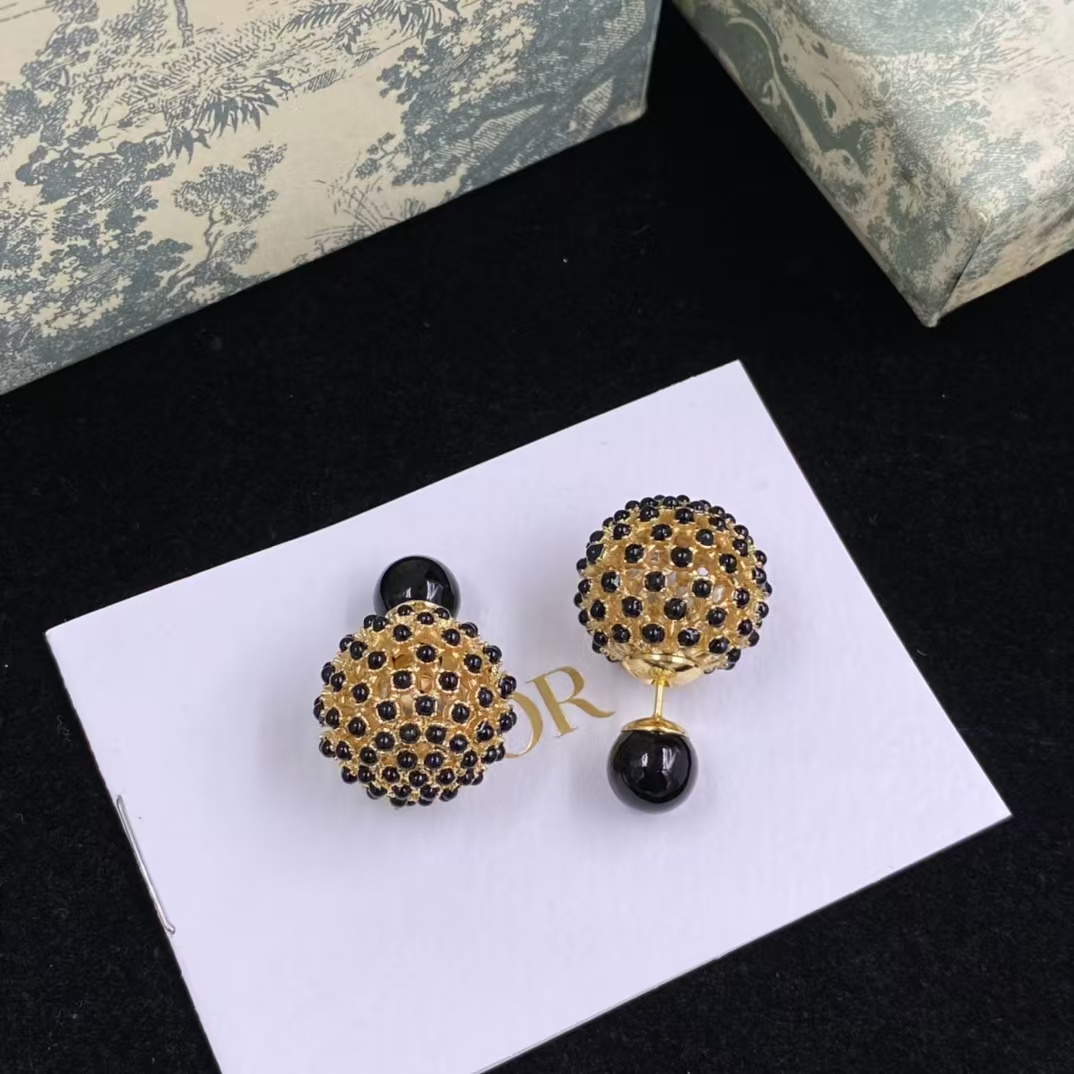 Dior Black Stud Earrings - Original Replica Club