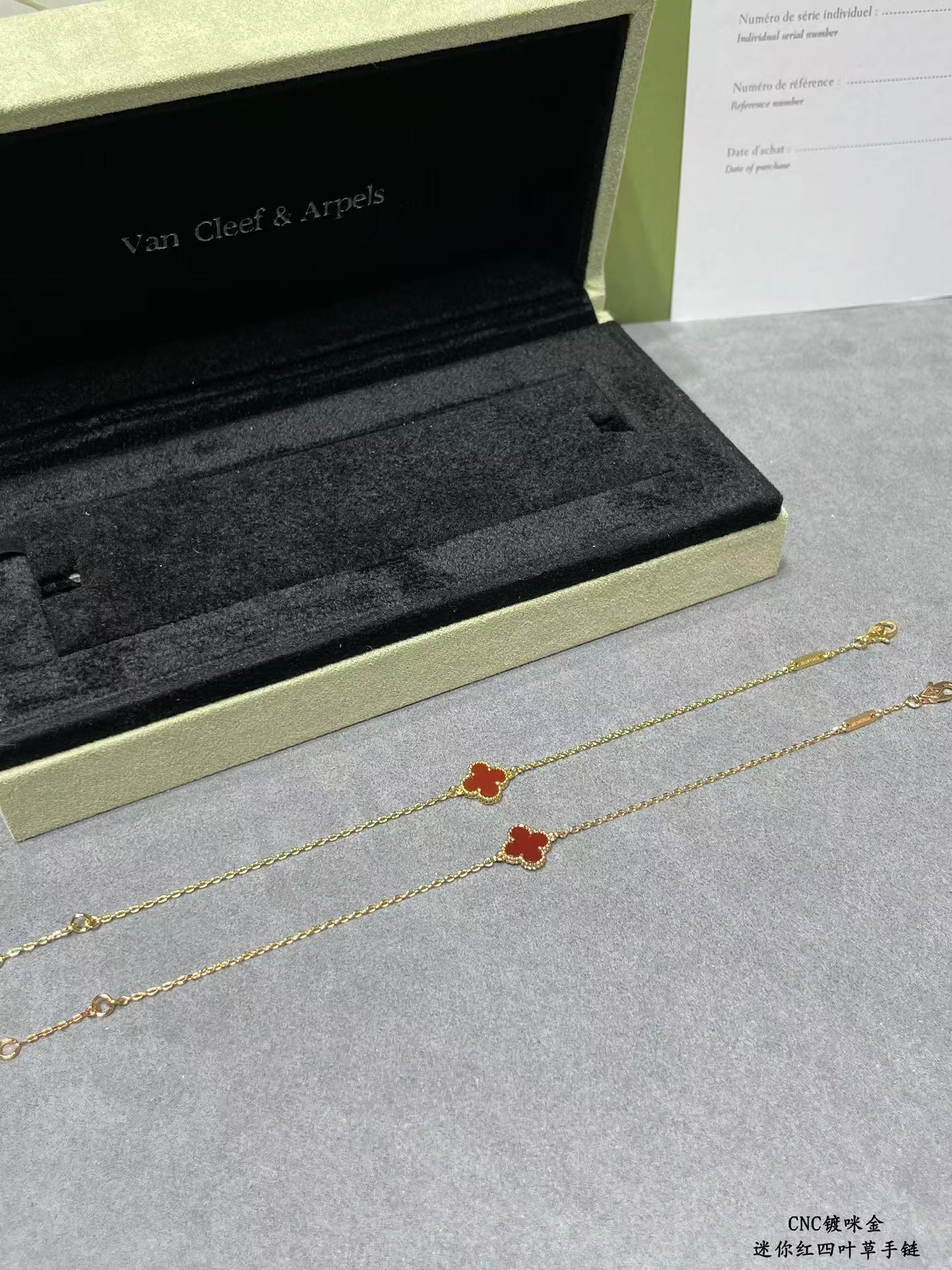 VCA Red Carnelian Clover Sweet Alhambra Bracelet, 1 Motif - Original Replica Club