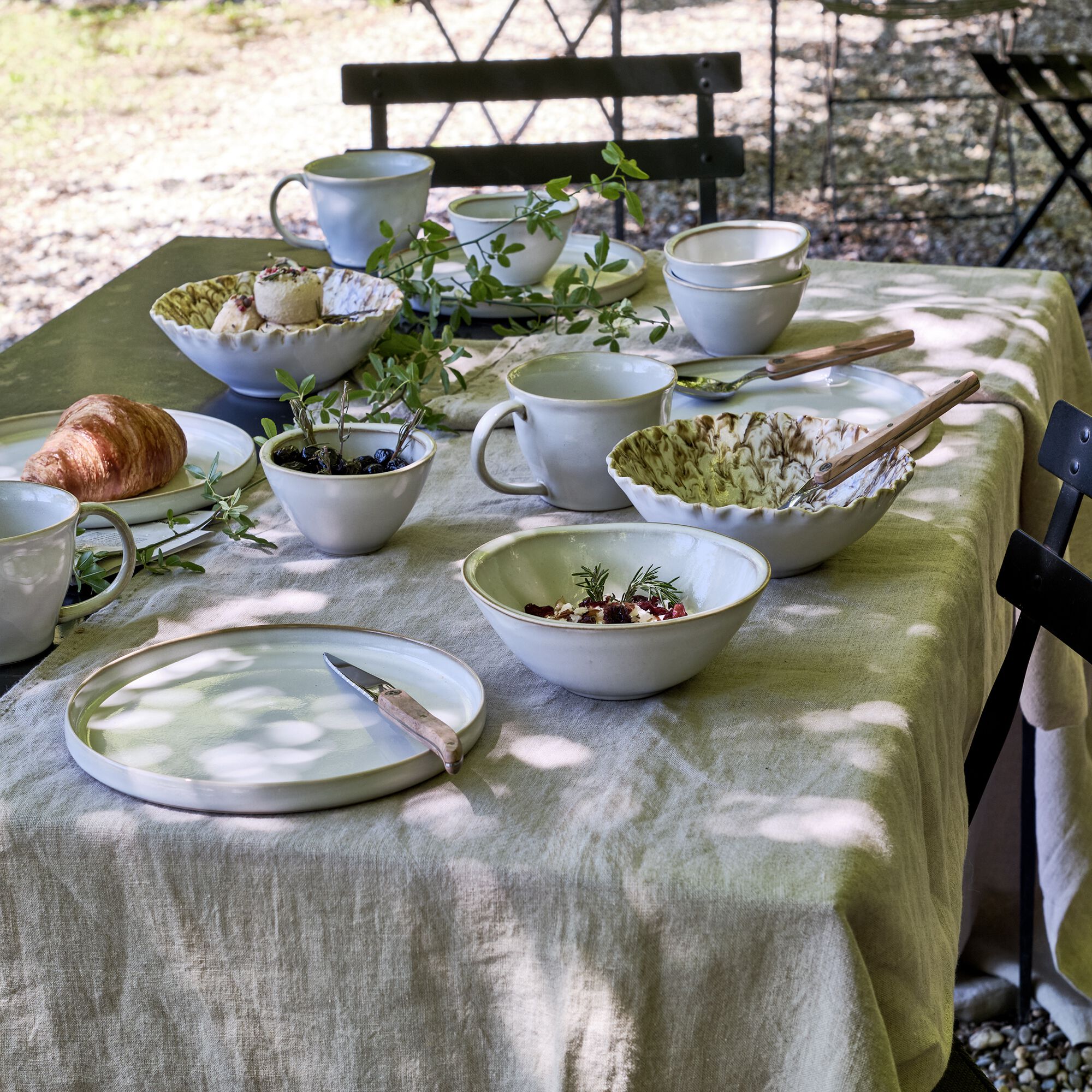 ALBA - Assiette plate en grès D27cm - beige alpilles