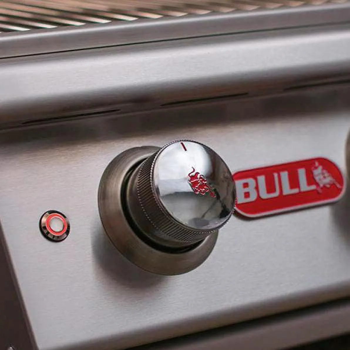 Bull Lonestar 4 Burner 30'' Stainless Steel Gas Bbq Grill Head, Liquid Propane - Image 3