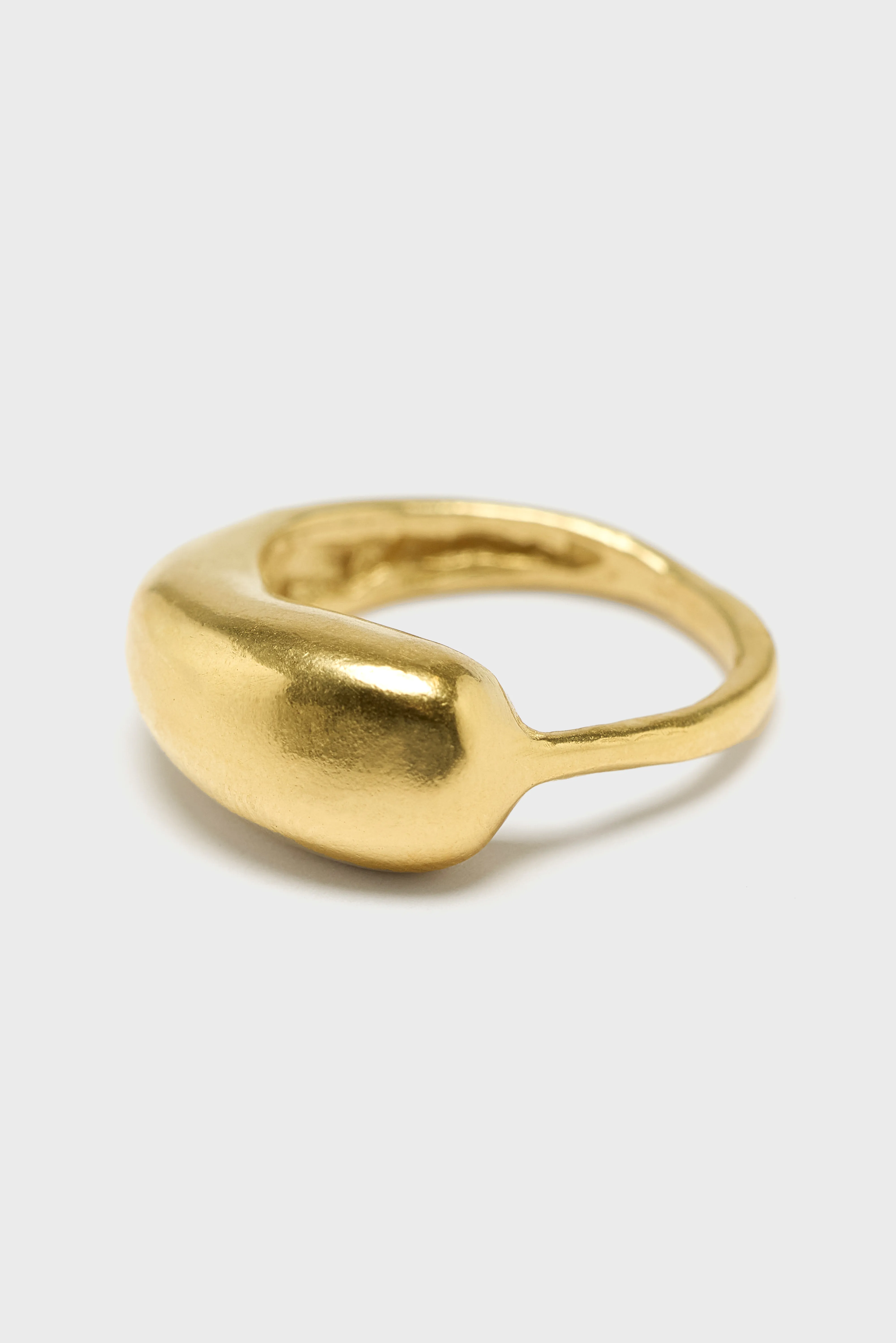 Bellerose Gota Ring  (252 / W / GOLD)