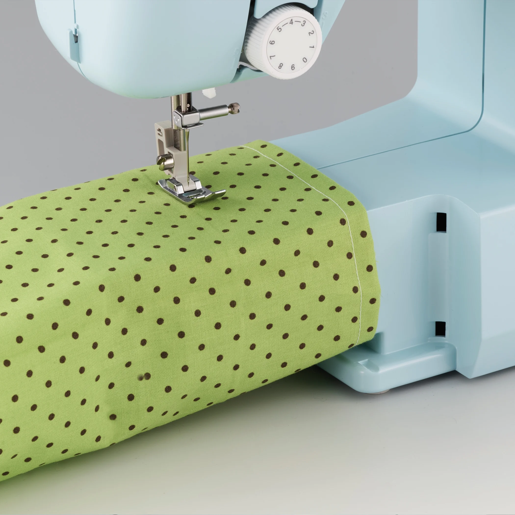 Brother LX3817- Beginner Sewing Machine, 17 Stiches - Image 26
