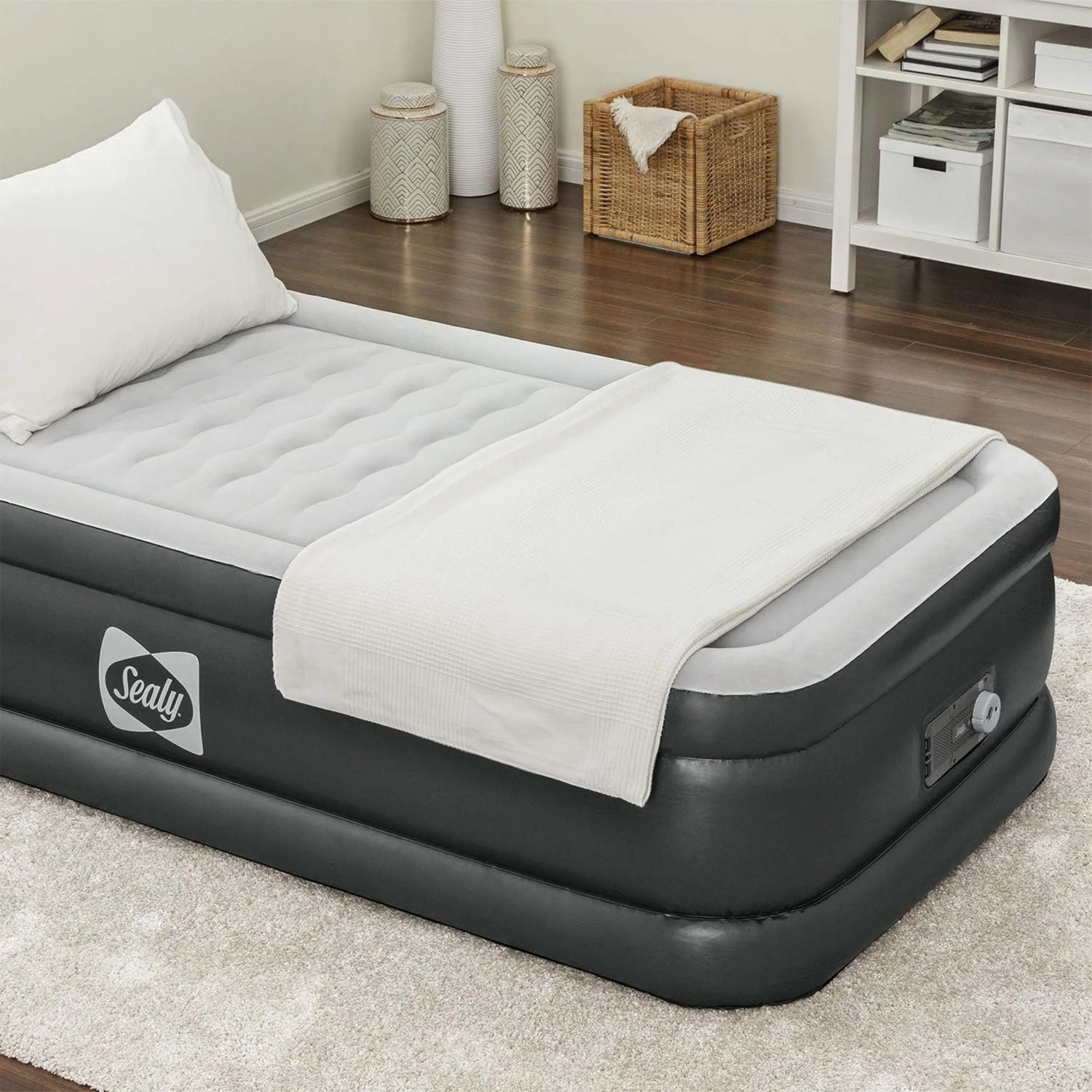Sealy Tritech 20" Air Mattress Inflatable Bed Twin with Built-In AC Pump - Image 6