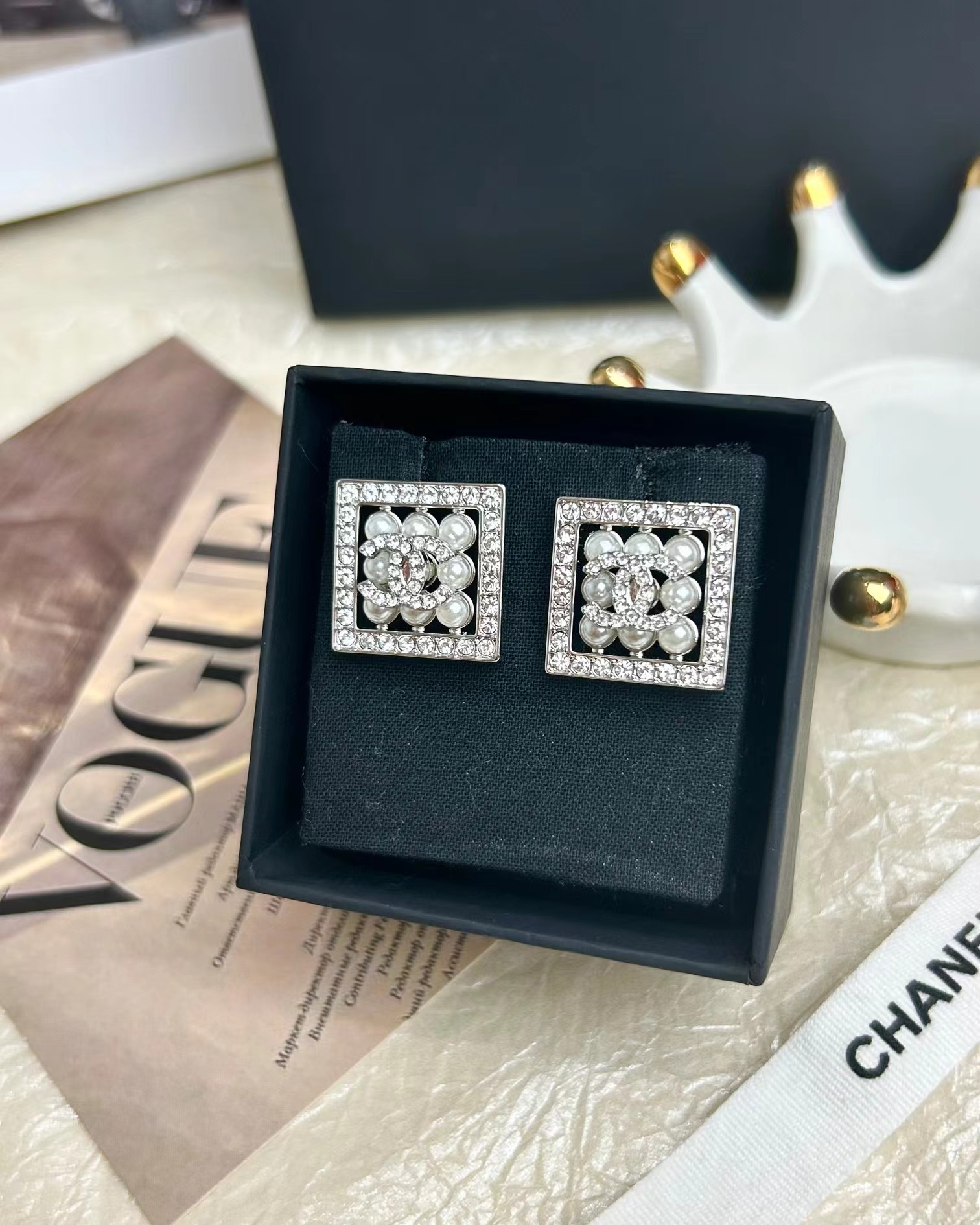 Chanel Square Diamond and Pearl Earrings - Original Replica Club