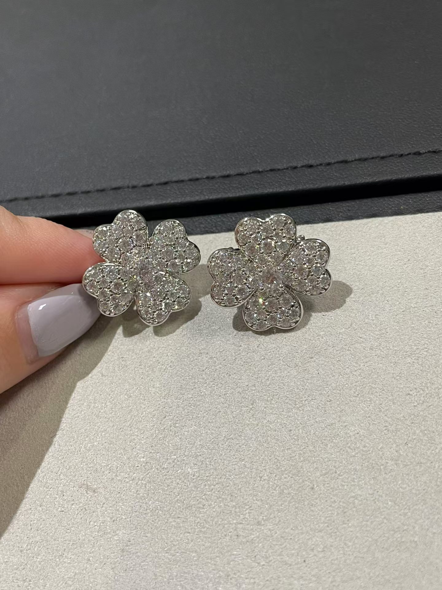 VCA Cosmos Earrings - Small - Original Replica Club