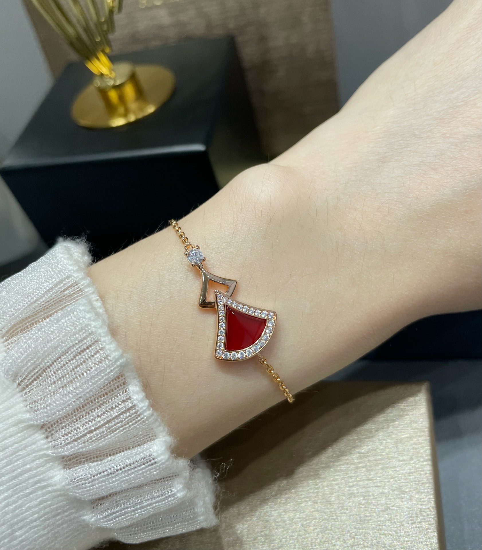 Bvlgari Rose Gold Divas' Dream Bracelet - Original Replica Club