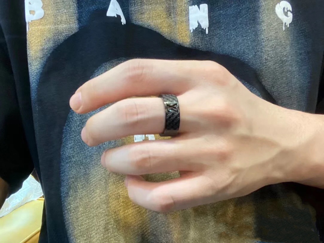 Louis Vuitton Patent Wide Men's Ring - Original Replica Club