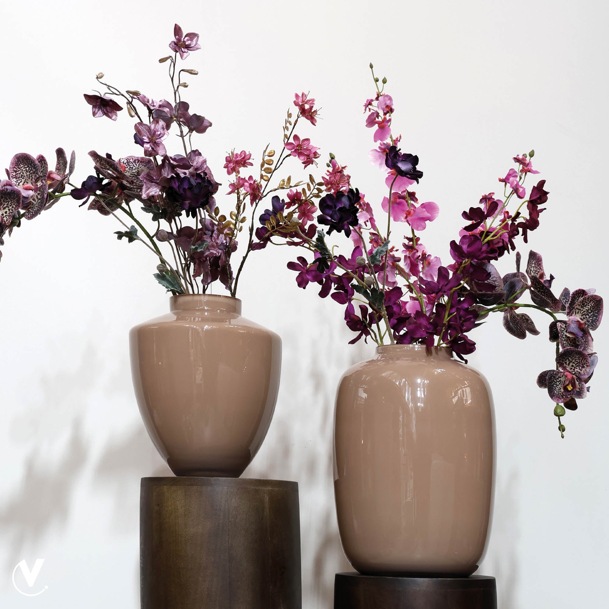 Vase The World - Artic M sand Ø25 x H35 cm