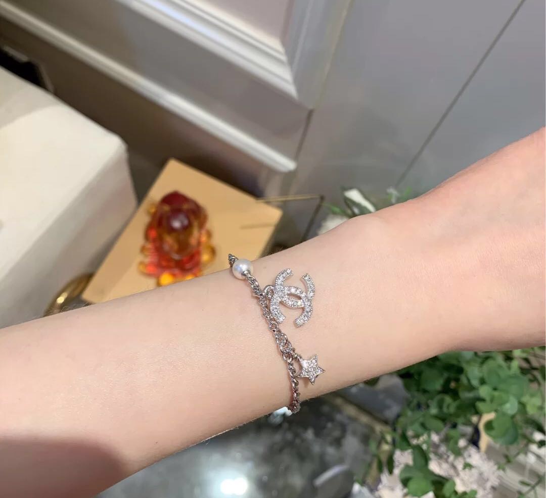 Chanel Star Pearl Chain Silver Bracelet - Original Replica Club