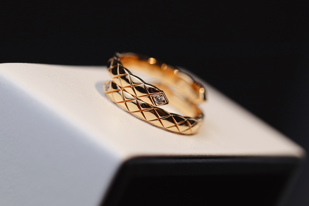 Chanel Coco Crush Toi et Moi Ring - Small Version - Original Replica Club