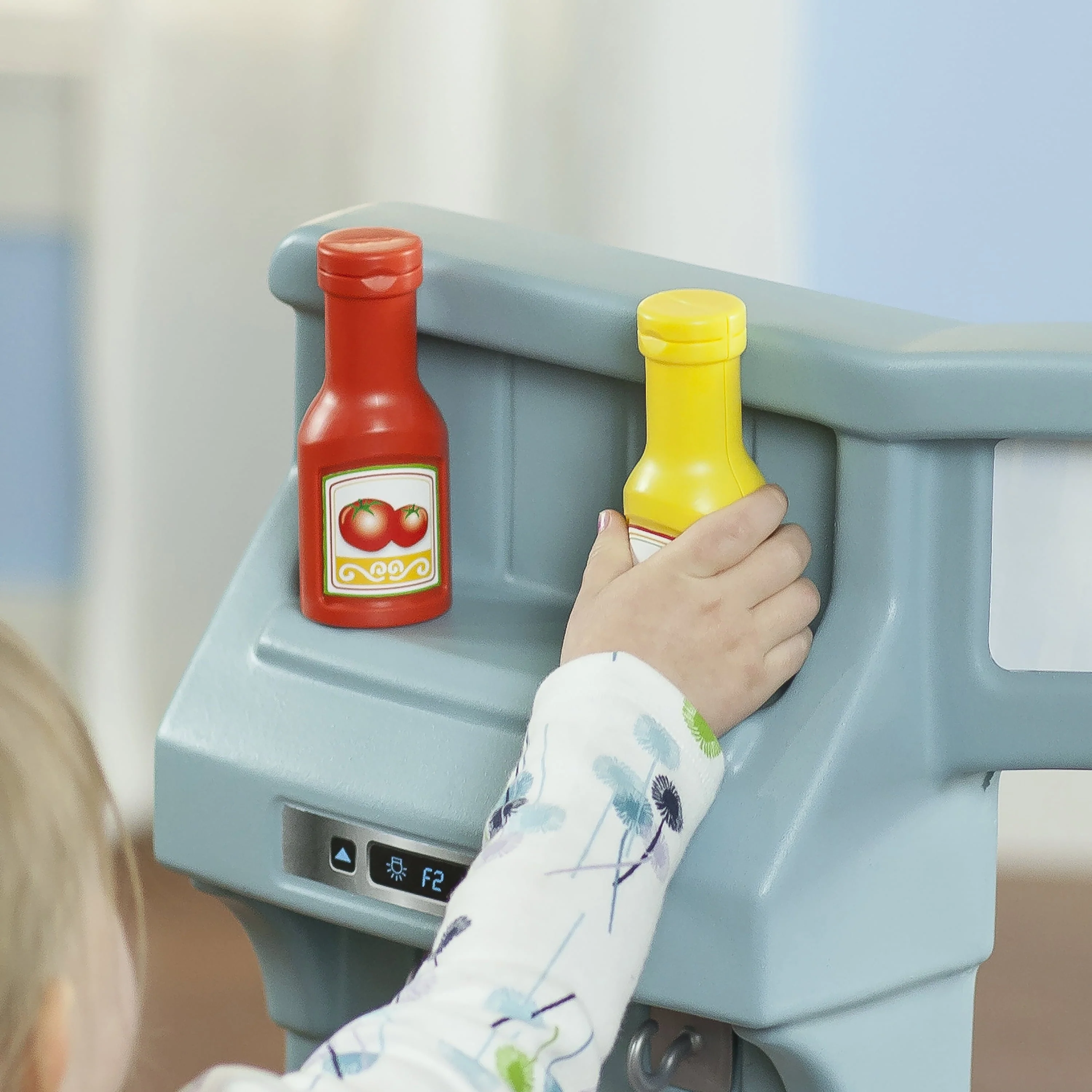 Pretend Play Kids Best Chef's Toy Cooking Kitchen Set with Accessories - Image 10