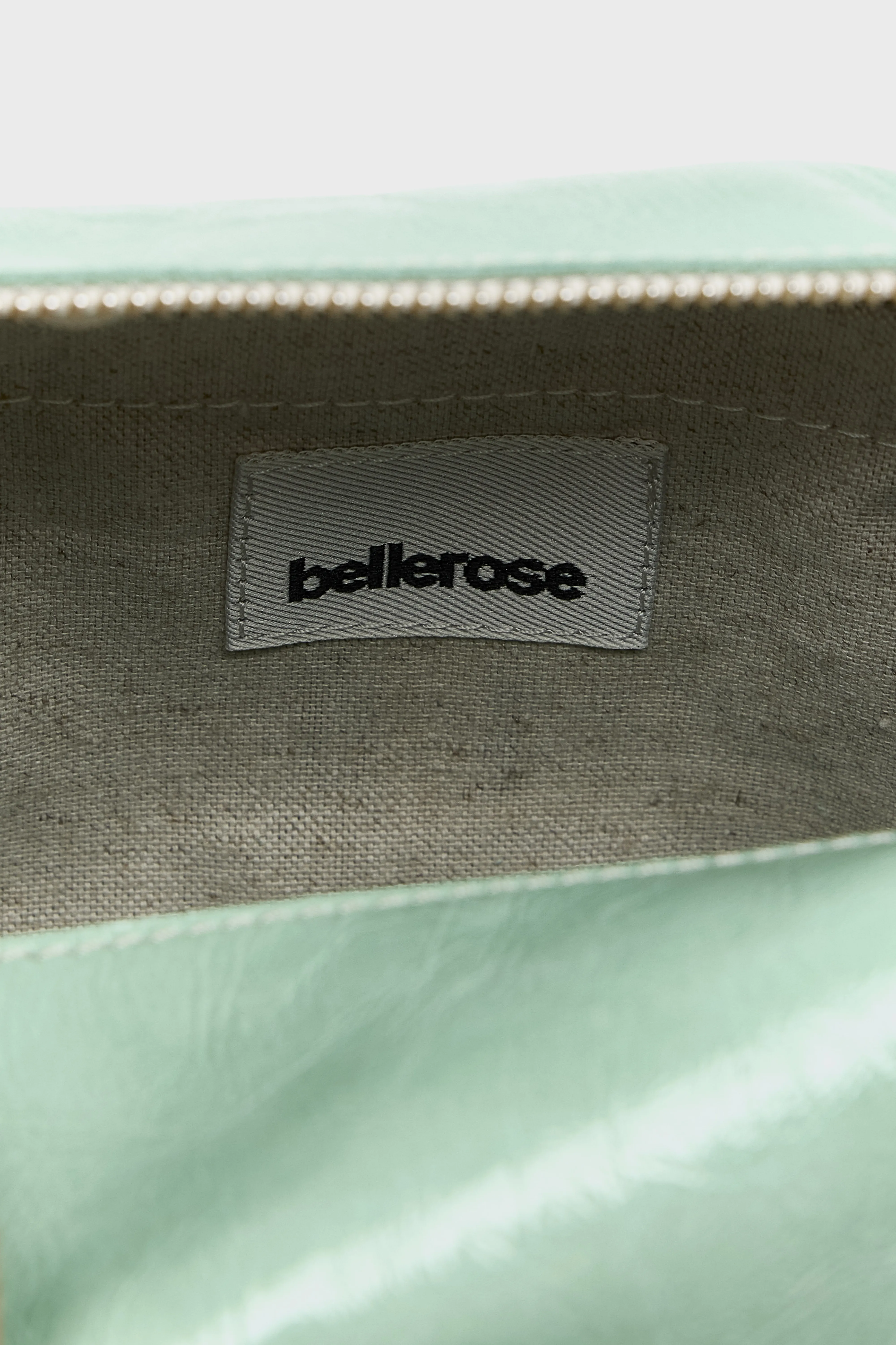 Bellerose Sobox crossbody bag (261 / W / MIST GREEN)