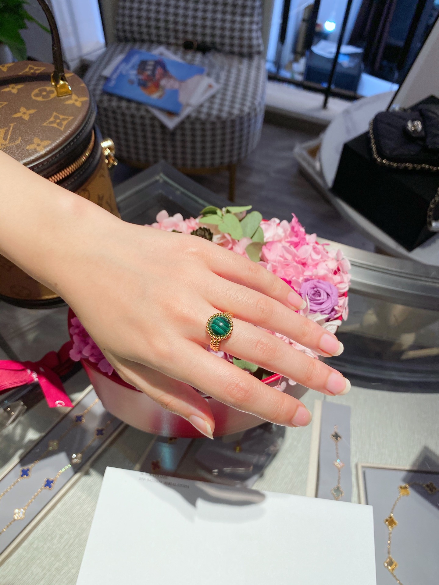 VCA Yellow Gold Malachite Perlee Couleurs Ring - Original Replica Club