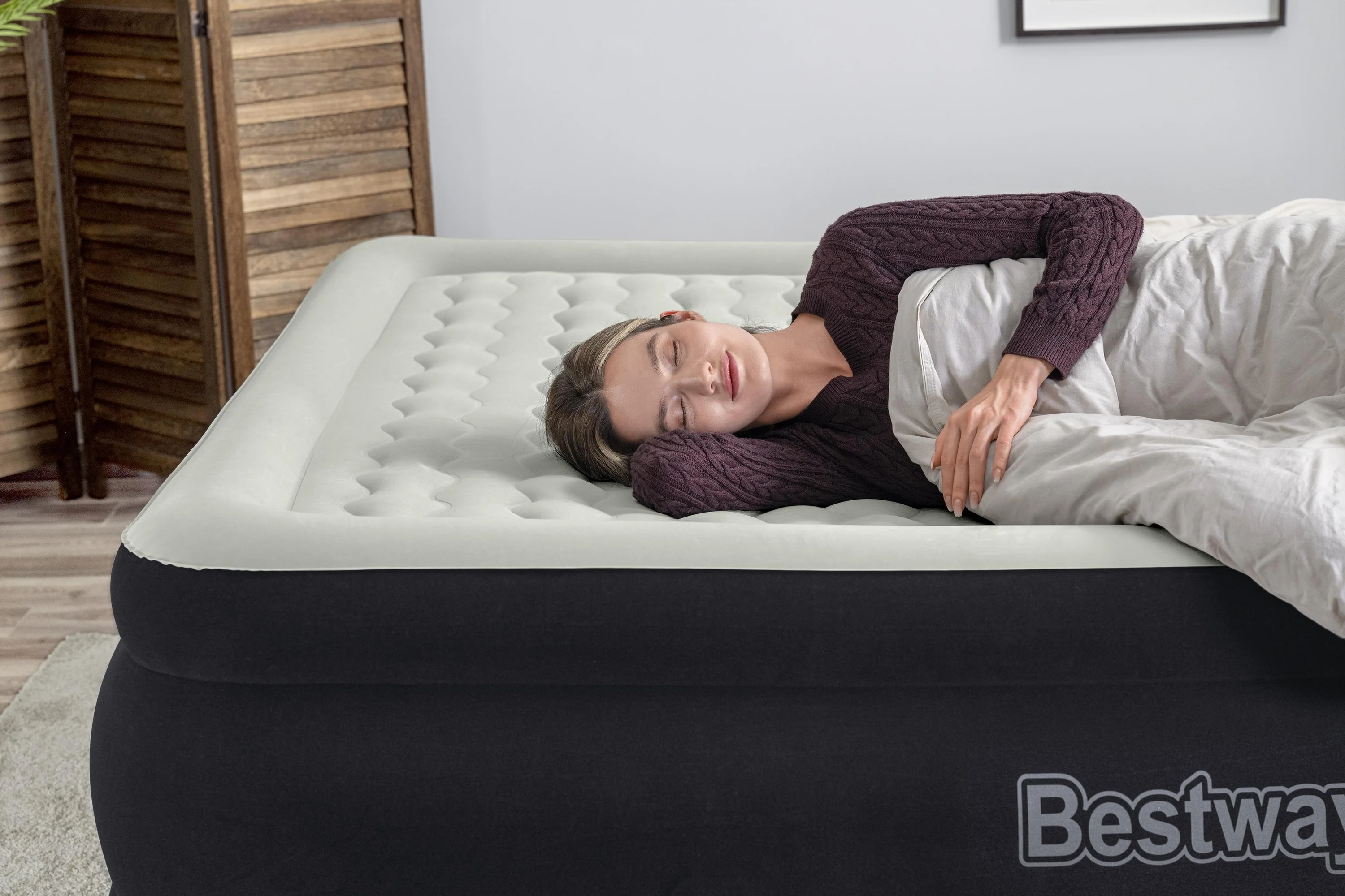 Bestway Tritech Air Mattress King 24" with Built-in AC Pump Included - Image 11